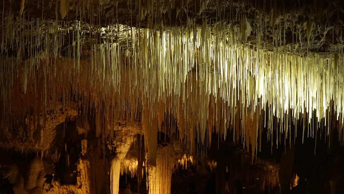 Lake Cave